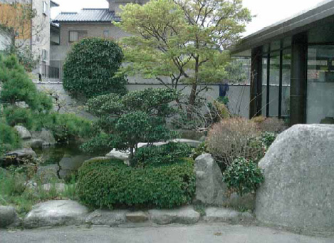 九州支社　庭園