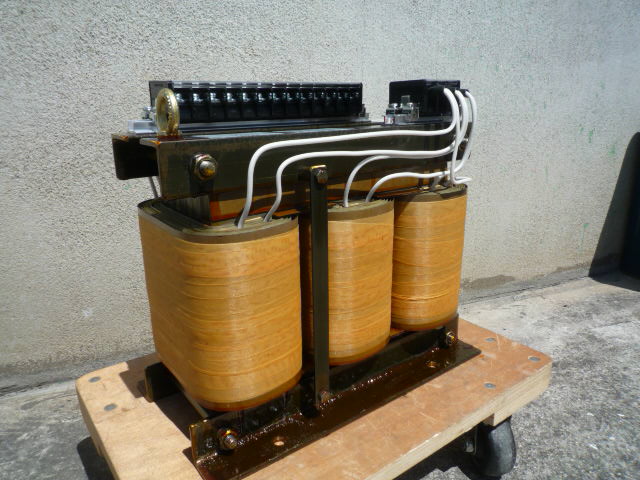 3相　２００Ｖ入力　電源トランス　短時間定格