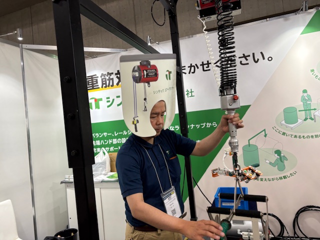 工作機械かぶりもの、幕張メッセでの使用例
